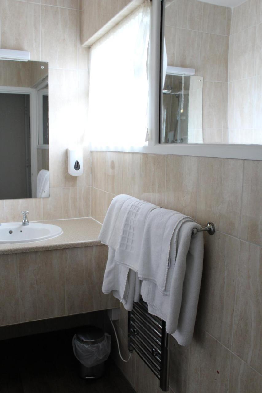 The Town & Country Lodge Dundry Kültér fotó